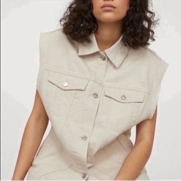 H&M Sleeveless Cream Denim Vest(Size Small) - Picture 2 of 6
